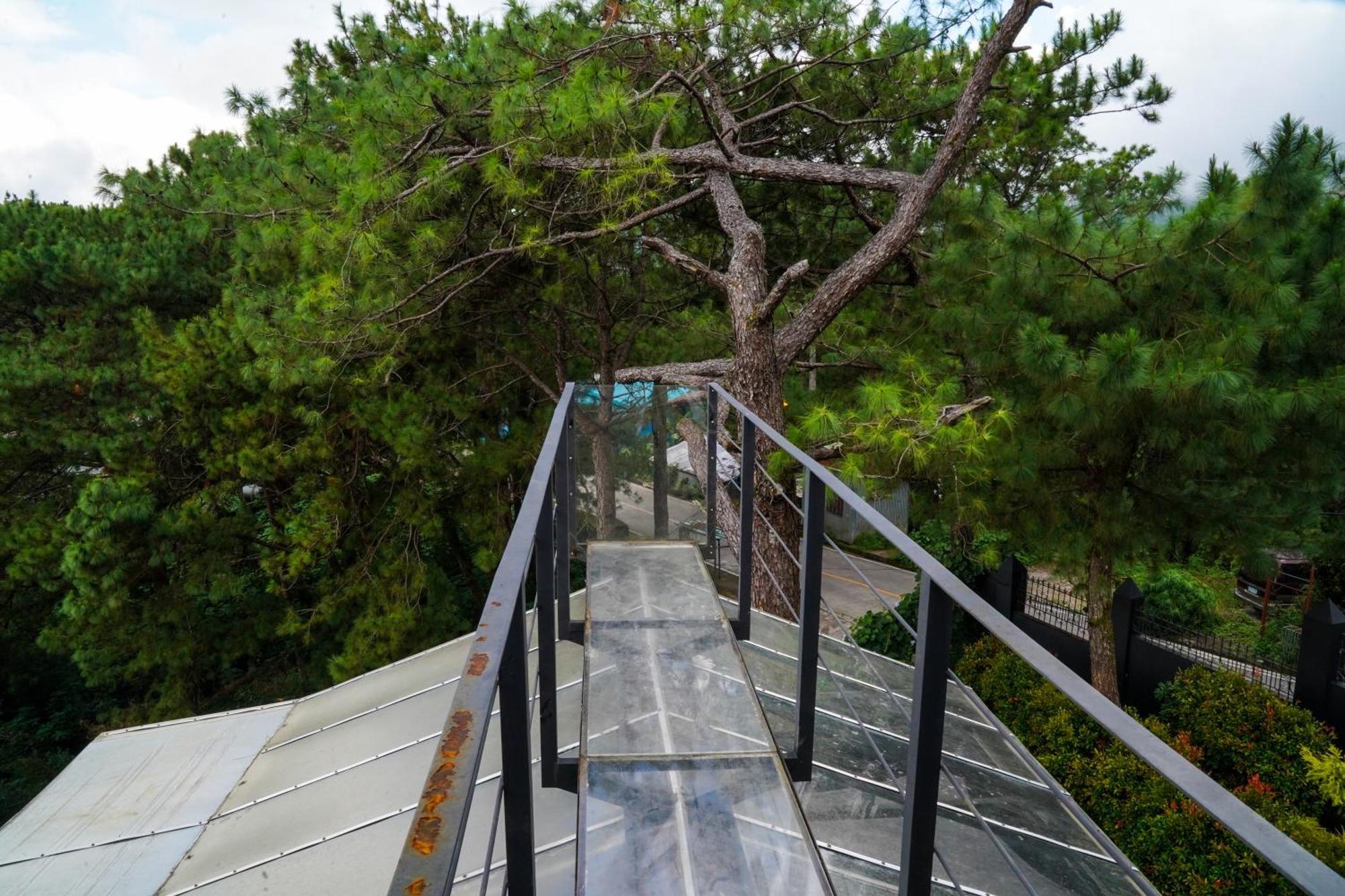 Tudor In The Pines Villa Baguio City Buitenkant foto